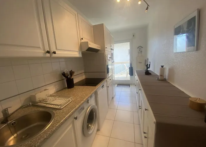 T3 à Avec Vue Mer, Parking Privé Et Wi-fi - Fr-1-374-180 *